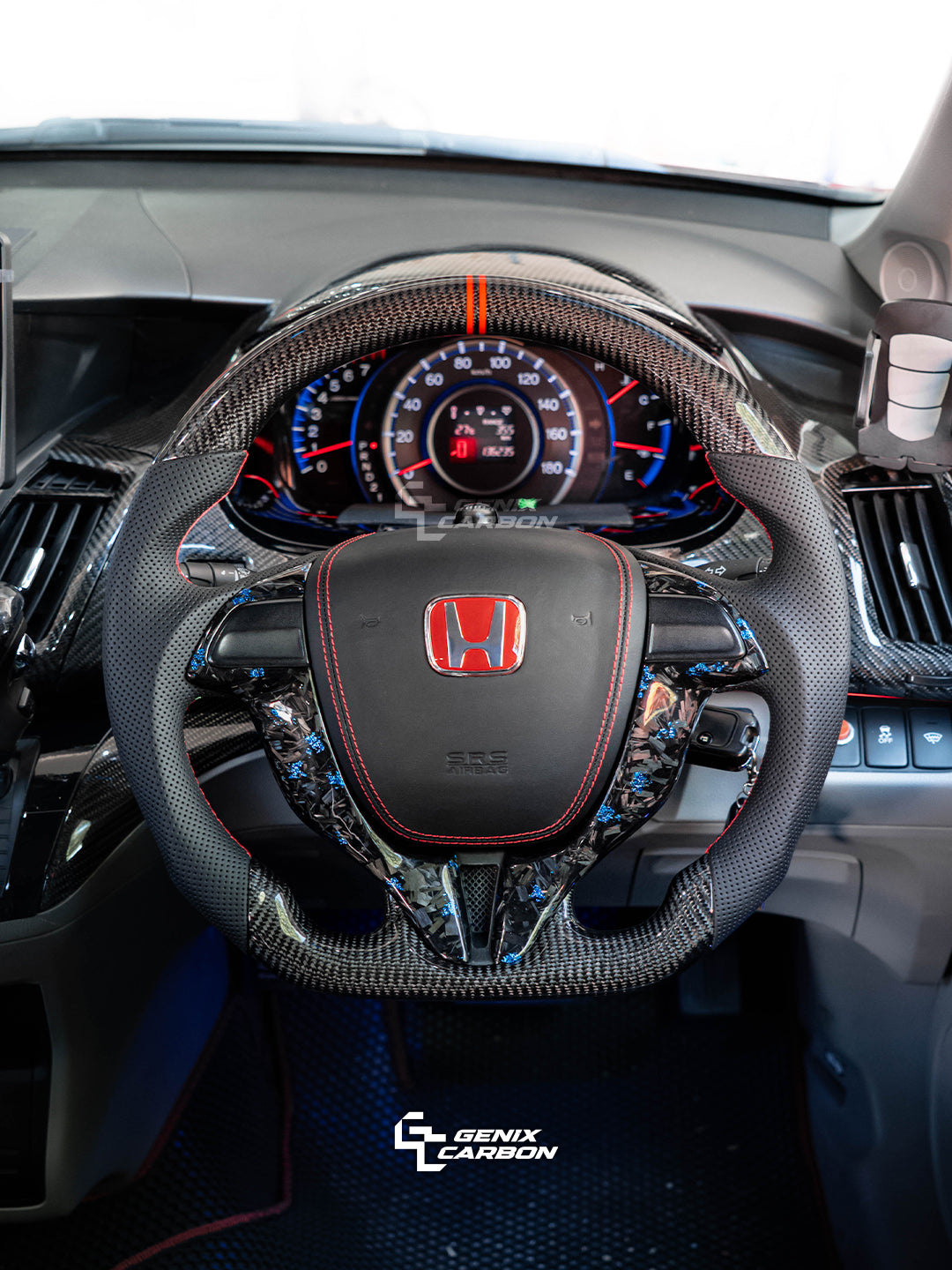 Honda Odyssey 2008+ Custom Carbon Fiber Steering Wheel