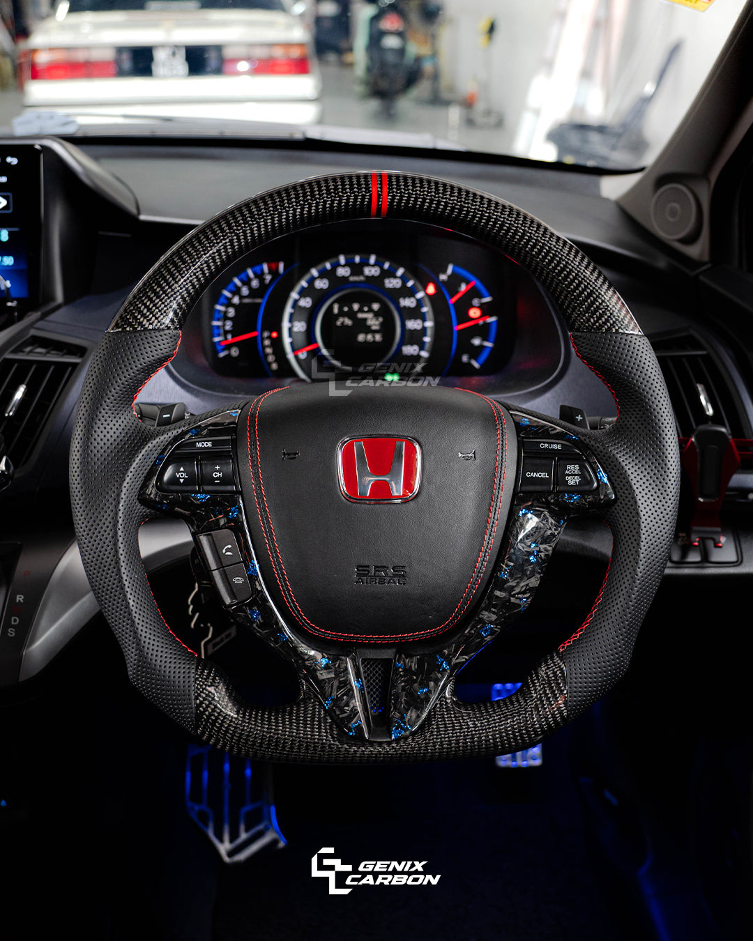 Honda Odyssey 2008+ Custom Carbon Fiber Steering Wheel