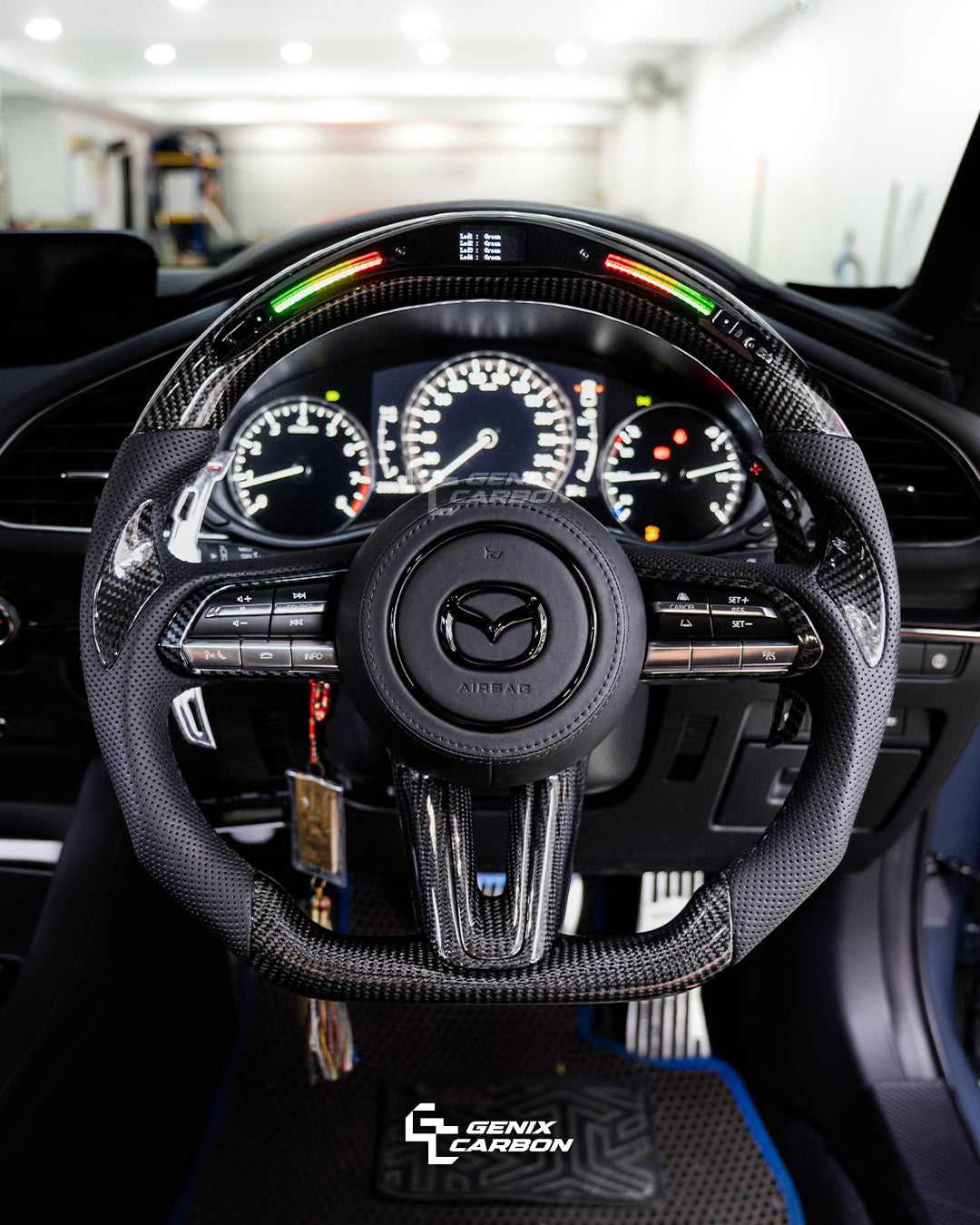 Mazda 3 2021+ / CX-30 2019+ Carbon Fiber Steering Wheel