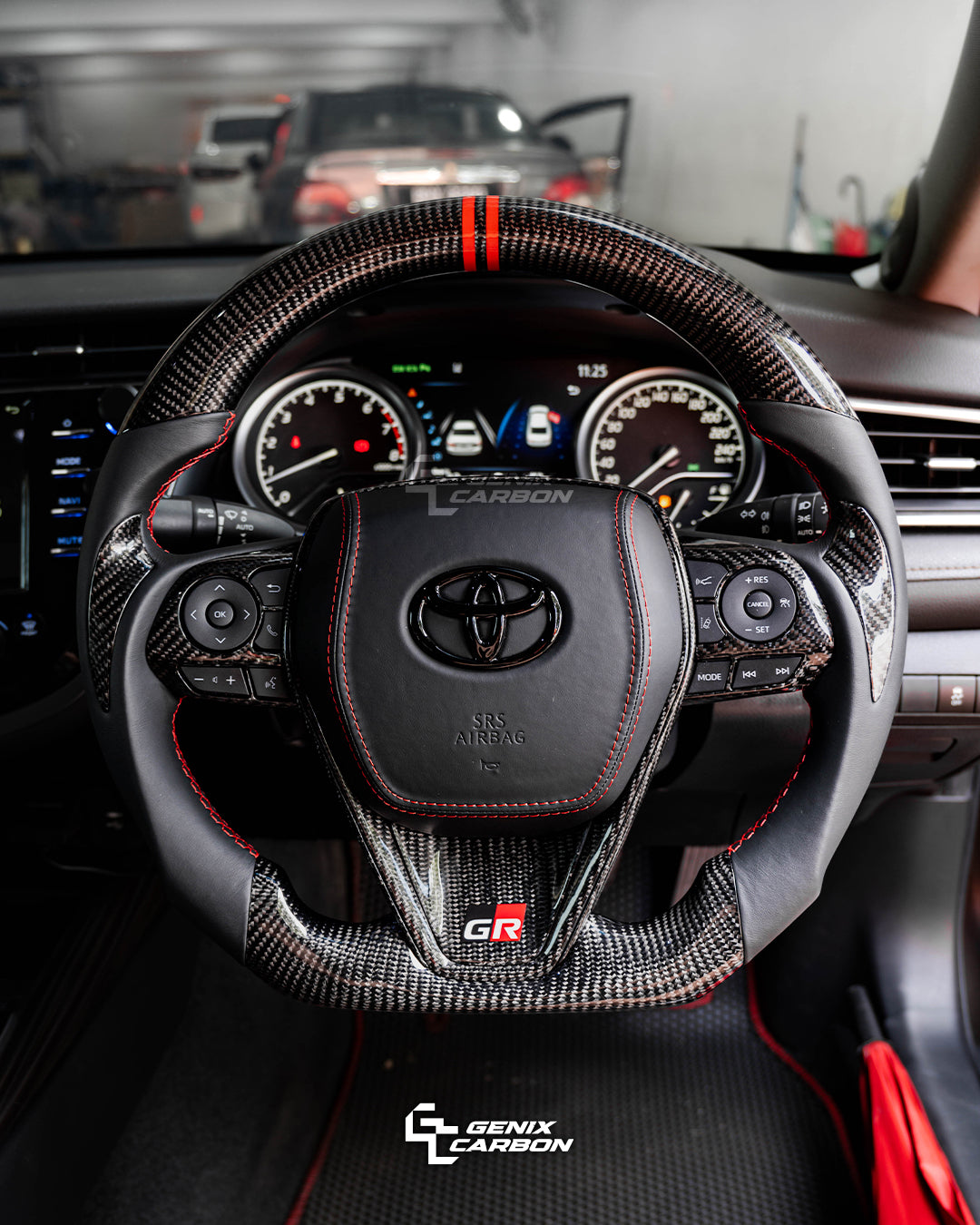 Toyota Harrier (XU80) 2020+ | Camry 2017+ Carbon Fiber Steering Wheel