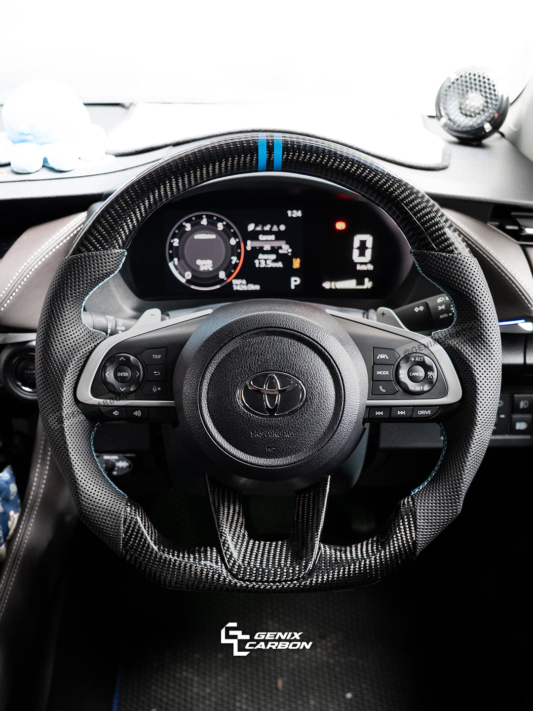 Toyota Vios 2022+ Custom Carbon Fiber Steering Wheel